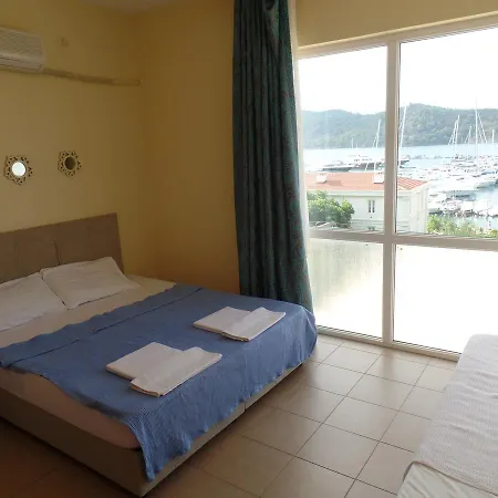 Fethiye Guesthouse ゲストハウス フェティエ