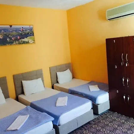 ゲストハウス Fethiye Guesthouse フェティエ
