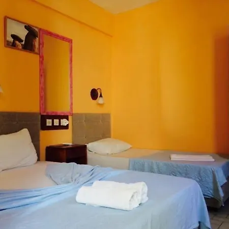 ゲストハウス Fethiye Guesthouse *