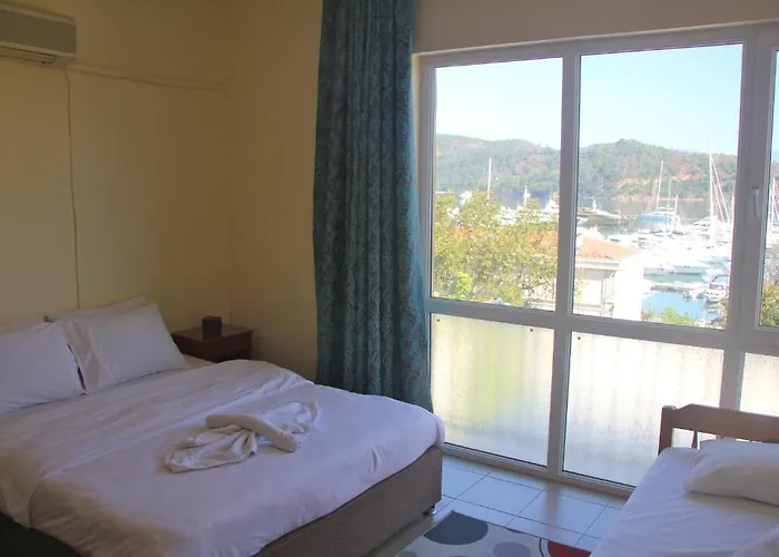 Fethiye Guesthouse * Фетхие